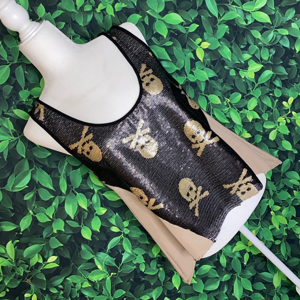 Black Sequin Skull & Crossbones High-Low Tank · Size L - Picture 3 of 9